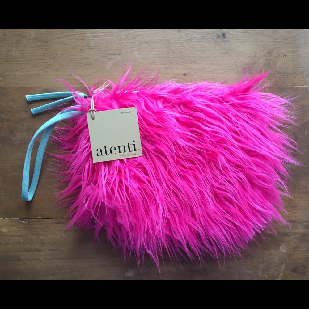 NWT Atenti faux fur hot pink wristlet